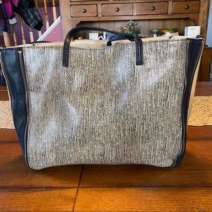 Sondra Roberts Squared tote and coin
